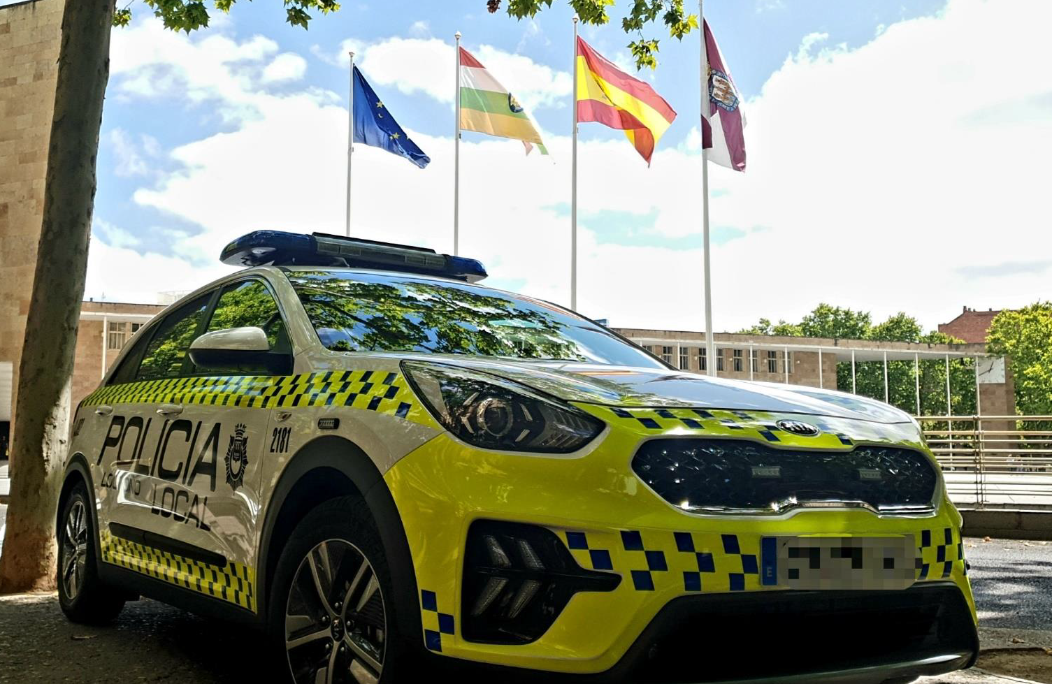Imagen La Policía Local de Logroño detiene a un joven por la quema de contenedores de papel la pasada madrugada