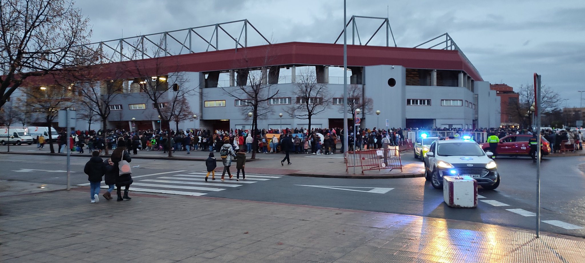 Imagen El Ayuntamiento activará el domingo un dispositivo especial de seguridad y movilidad con motivo del encuentro de la Unión Deportiva Logroñés